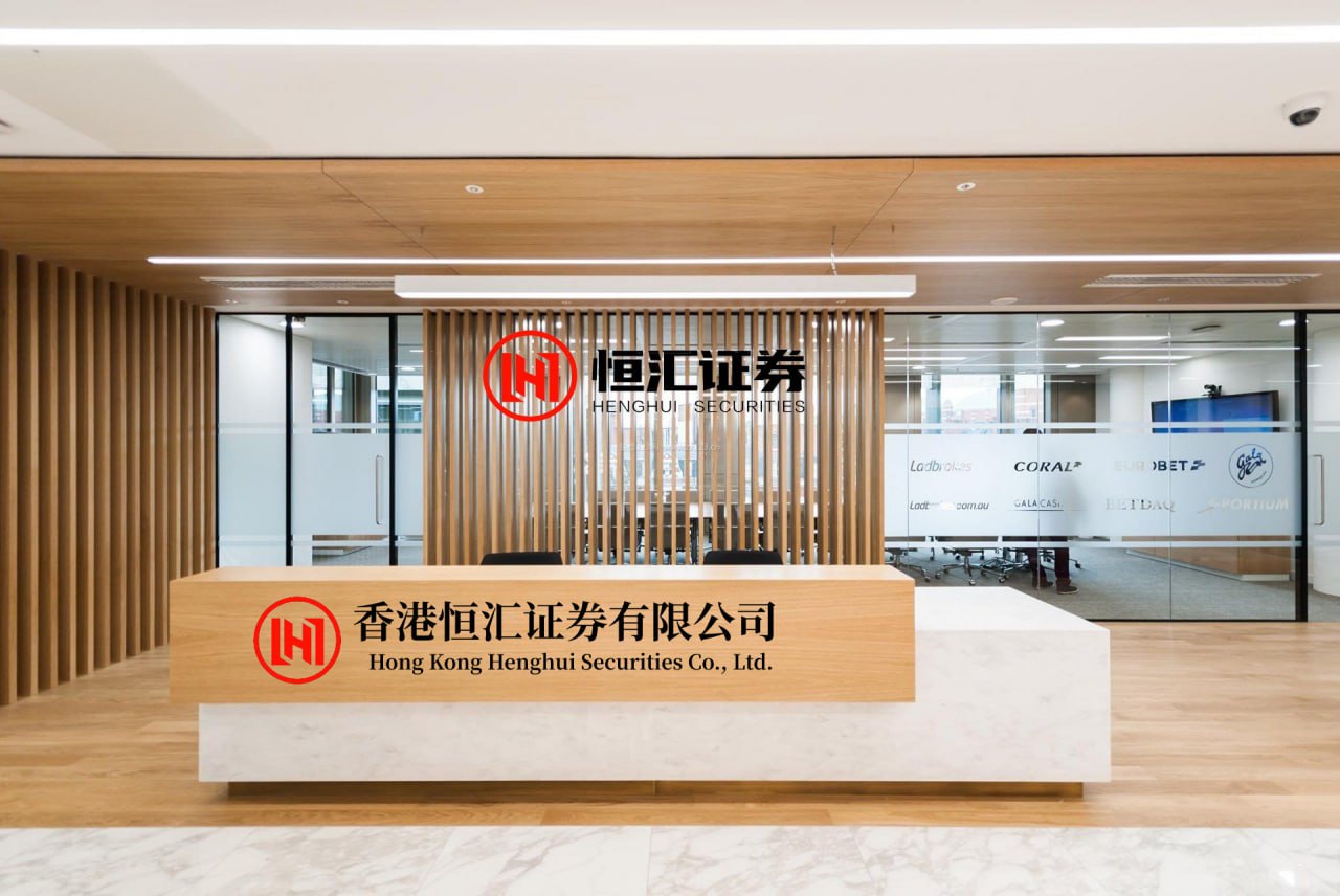 启运操盘 美国F-1新规遭高校联盟正式起诉！9月15日生效前迎关键裁决